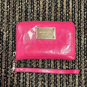 Michael Kors Wristlet Wallet in Hot-Pink